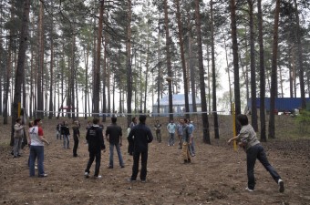 Волейбольная разминка после дня в офисе